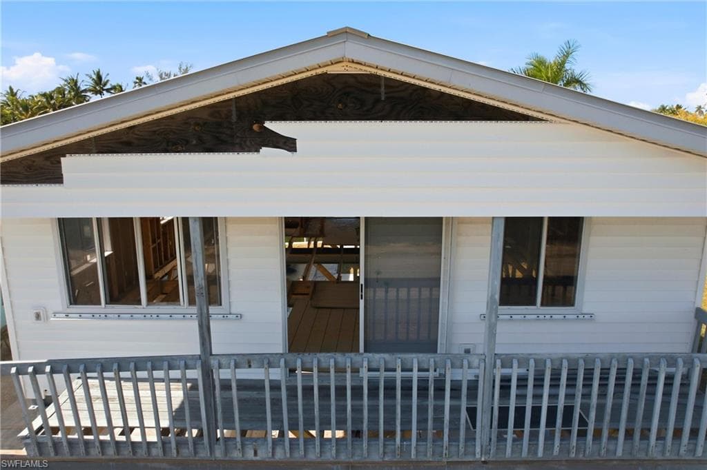 2661 Bamboo ST photo 2 of 20