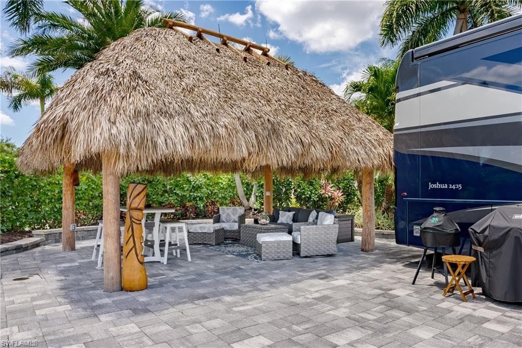 13526 Snook CIR photo 6 of 41