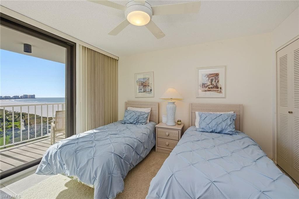 320 Seaview CT 1409 photo 17 of 18