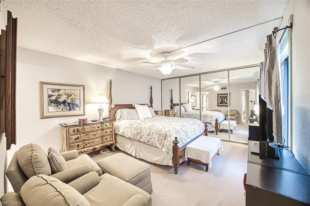 Large Main bedroom