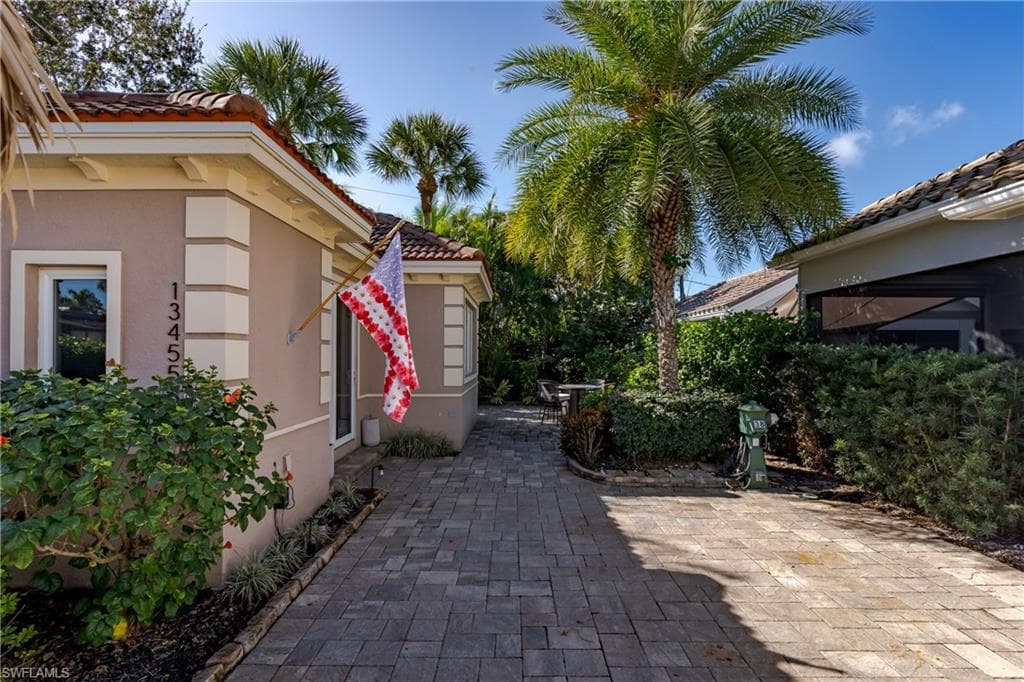 13455 Snook CIR photo 12 of 47