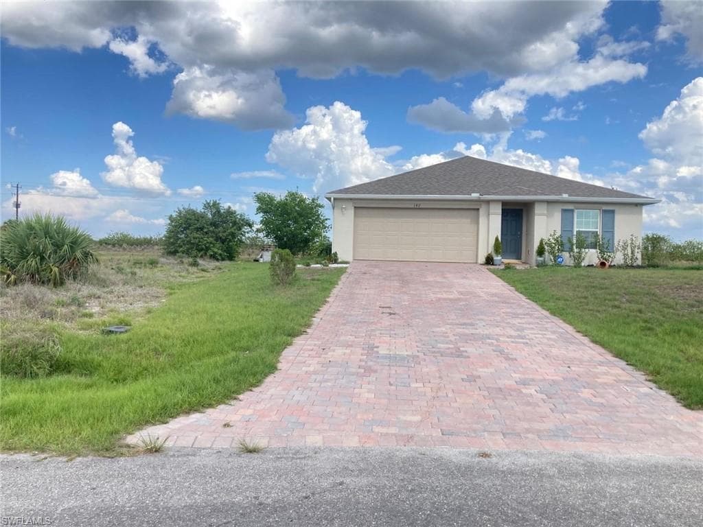 142 Plantation DR photo 1 of 38