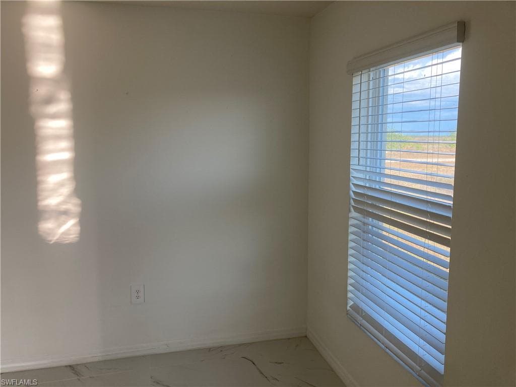 142 Plantation DR photo 24 of 38