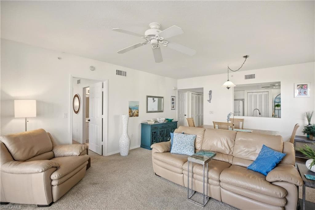 4421 Bay Beach LN 611 photo 7 of 50