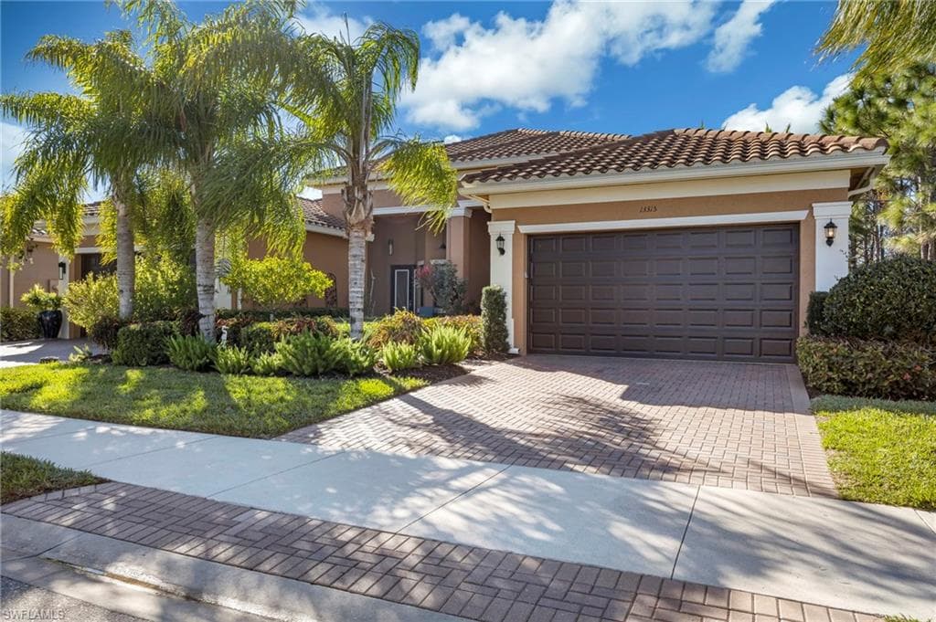 13315 Silktail DR photo 3 of 25