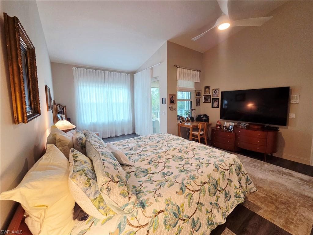 6775 Huntington Lakes CIR 202 photo 9 of 46