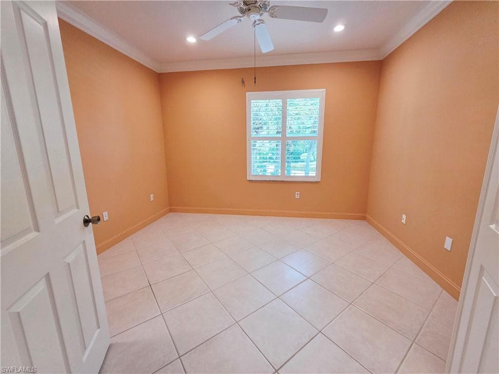 6775 Huntington Lakes CIR 202 photo 30 of 46