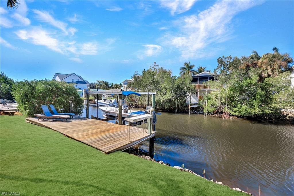 1285 Grand Canal DR photo 38 of 40