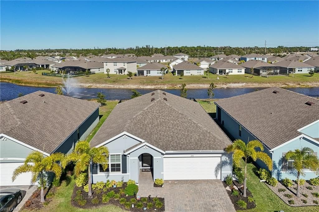 2841 Pillar Coral LN photo 17 of 32