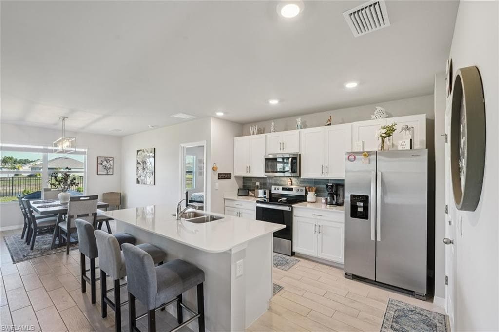 2841 Pillar Coral LN photo 5 of 32