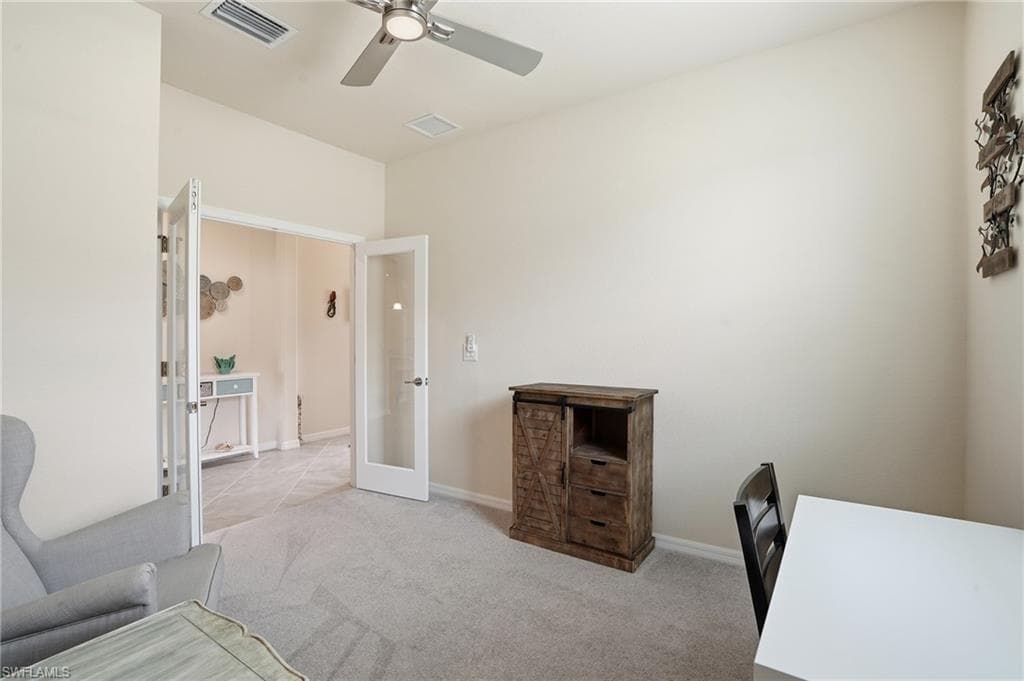 4025 E Hampton CIR photo 13 of 41