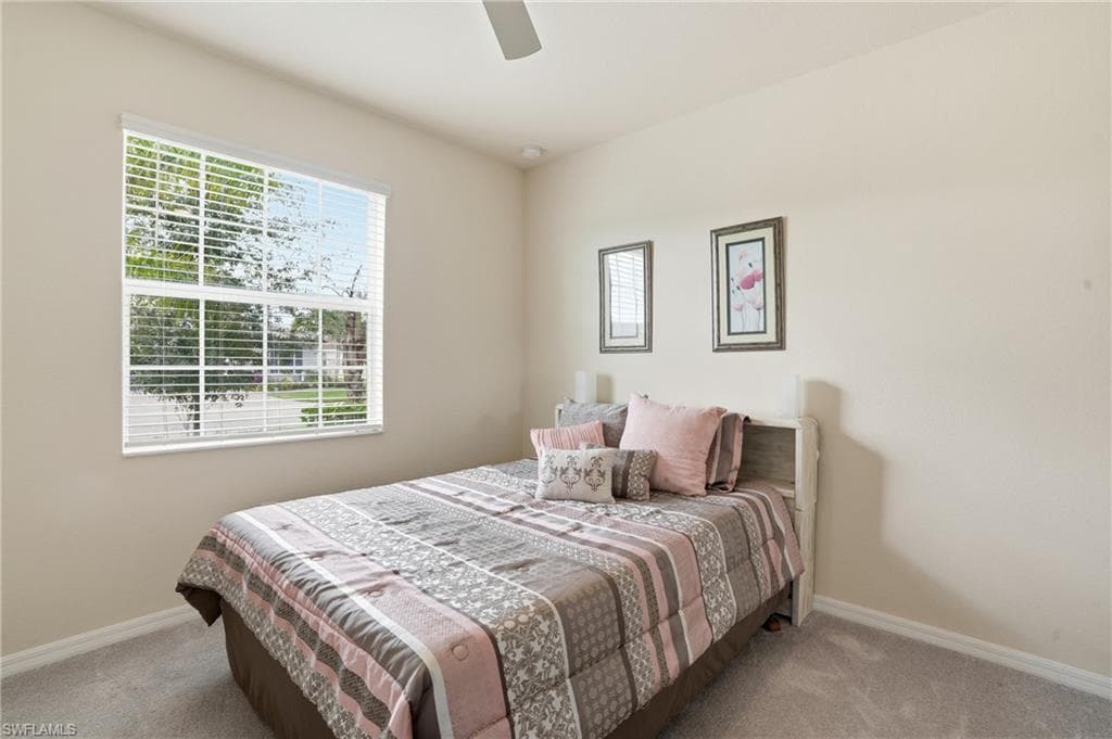4025 E Hampton CIR photo 21 of 41