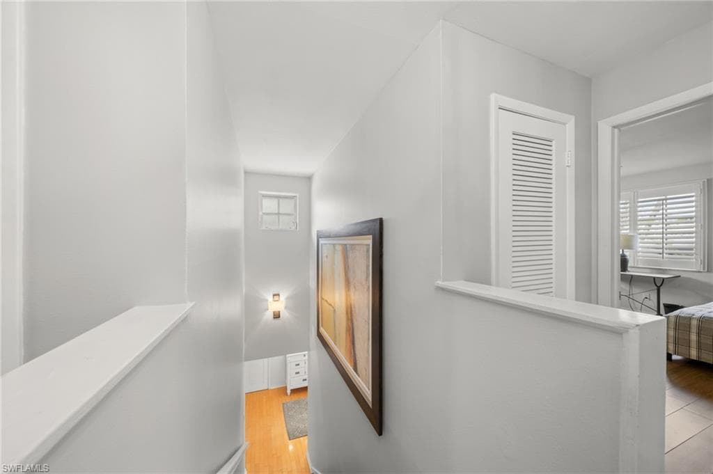 1030 Aqua LN photo 12 of 41