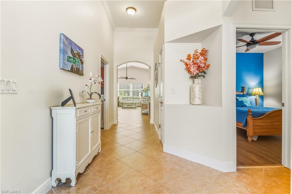 8622 Sumner AVE photo 5 of 49