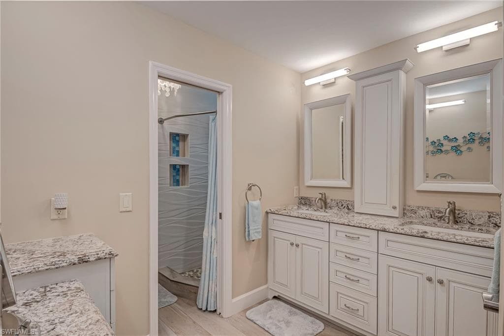 5423 Teak Wood DR photo 15 of 31