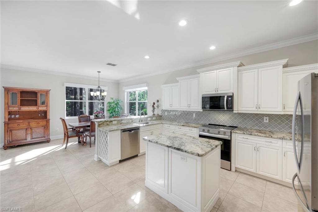 25295 Catskill DR photo 14 of 44