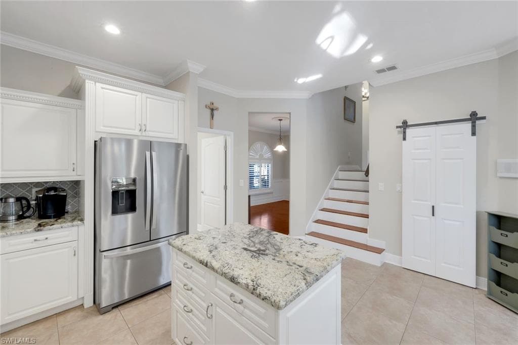 25295 Catskill DR photo 11 of 44