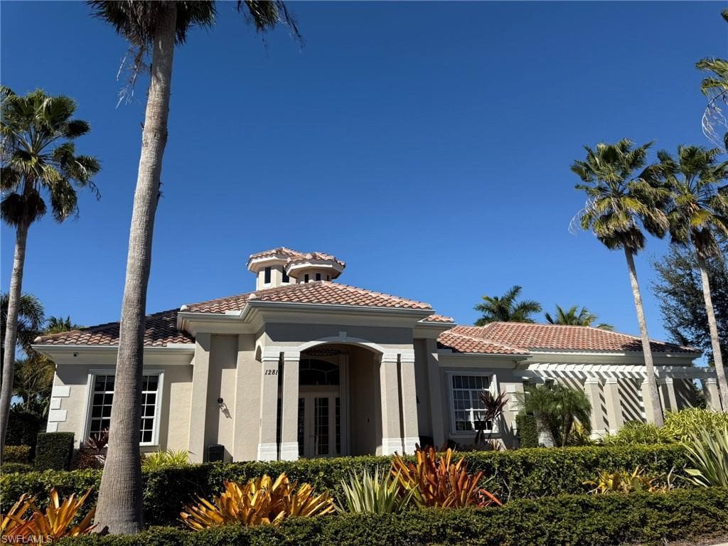 Coral Lakes Club House