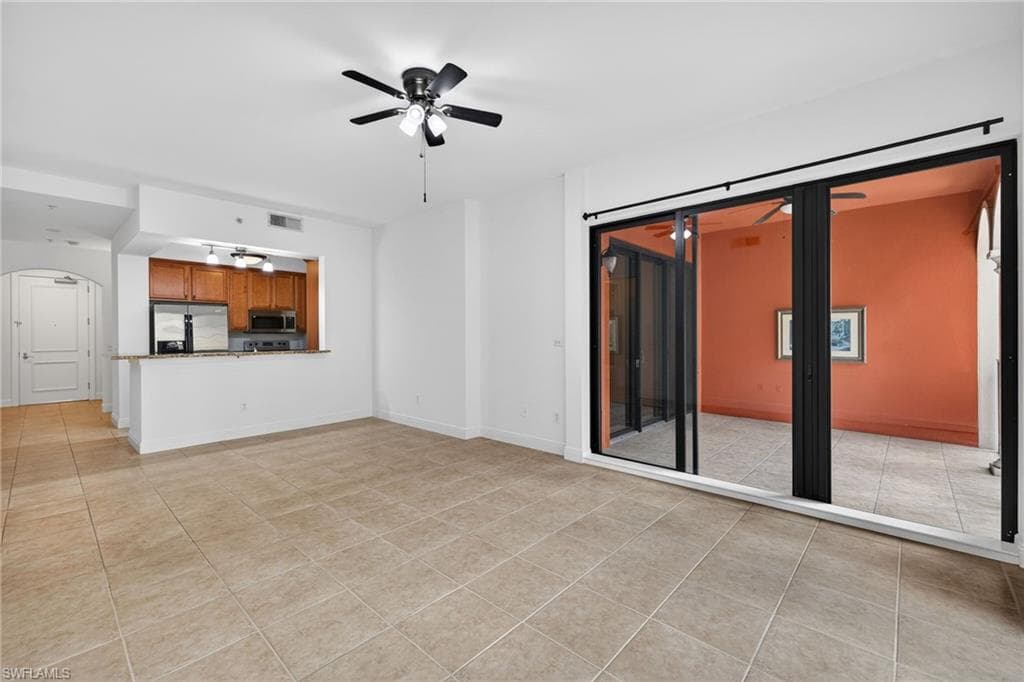 8010 Via Sardinia WAY 4123 photo 11 of 34