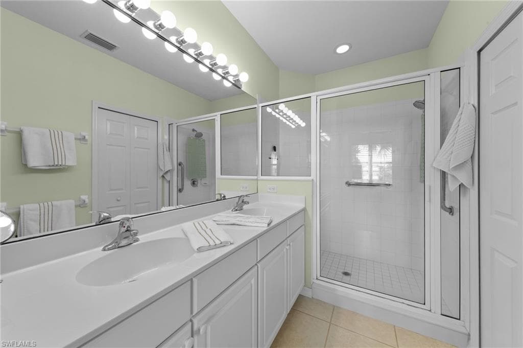 10127 Colonial Country Club BLVD 1603 photo 17 of 41