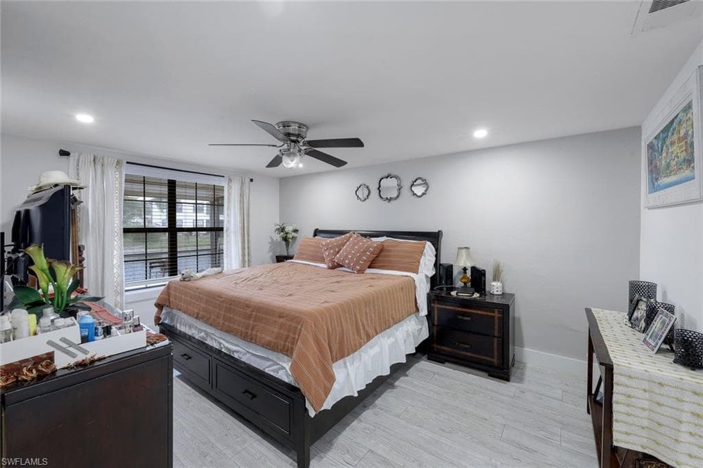 5229 Treetops DR I photo 10 of 16
