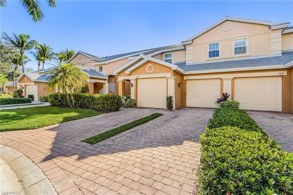 9305 La Playa CT 1613 photo 14 of 25
