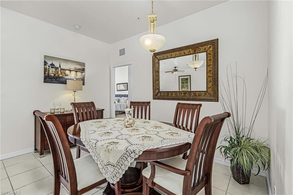 9305 La Playa CT 1613 photo 4 of 25