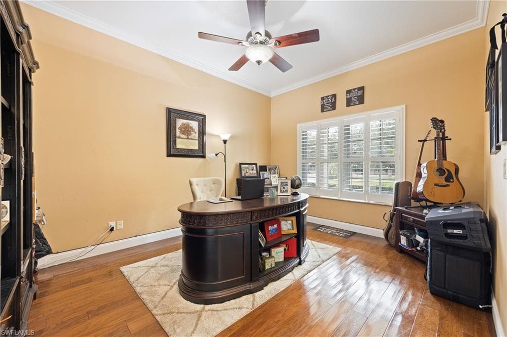 4013 Oak Haven DR photo 5 of 48
