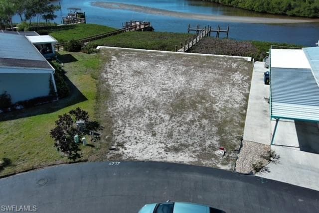 4717 Tahiti DR photo 5 of 13