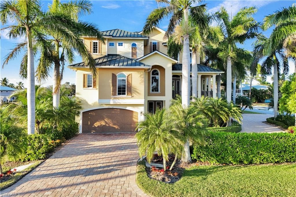 4806 Regal DR photo 1 of 50