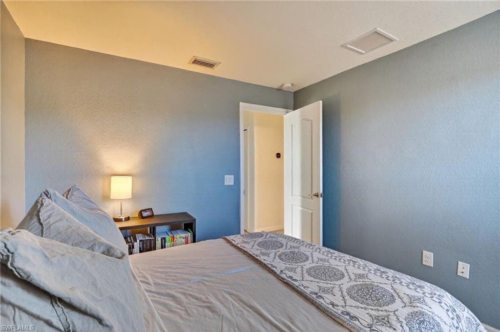2nd Bedroom Upstairs