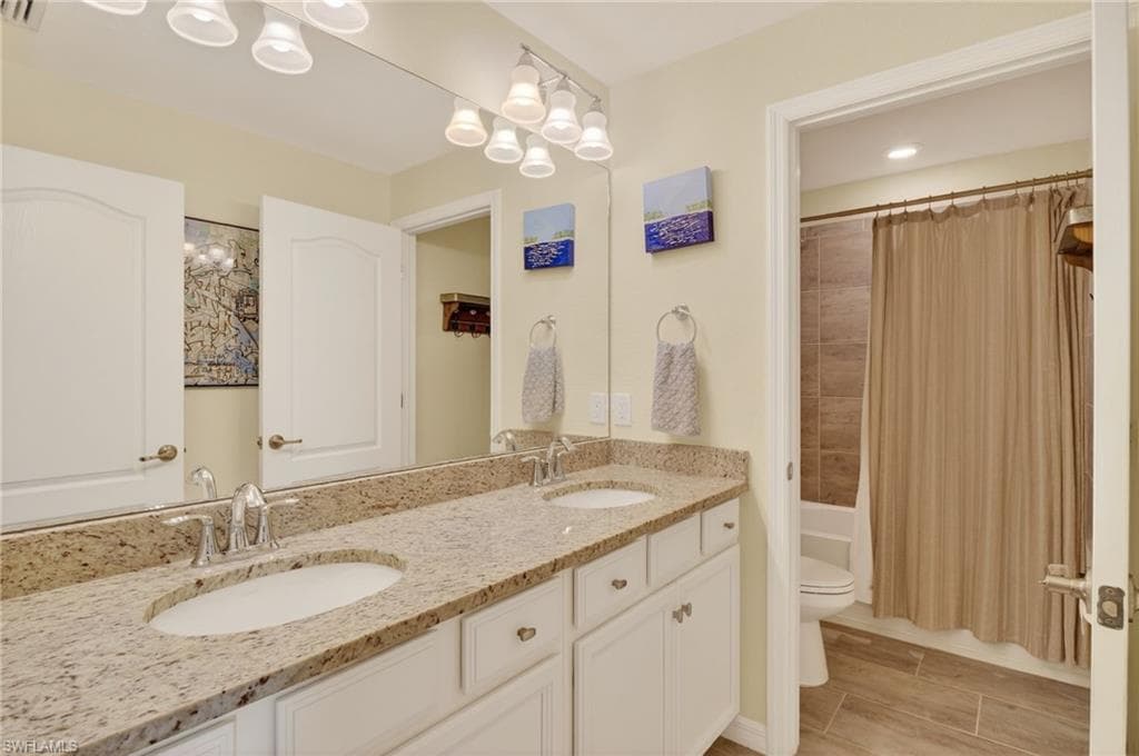 2nd Floor Guest Bath