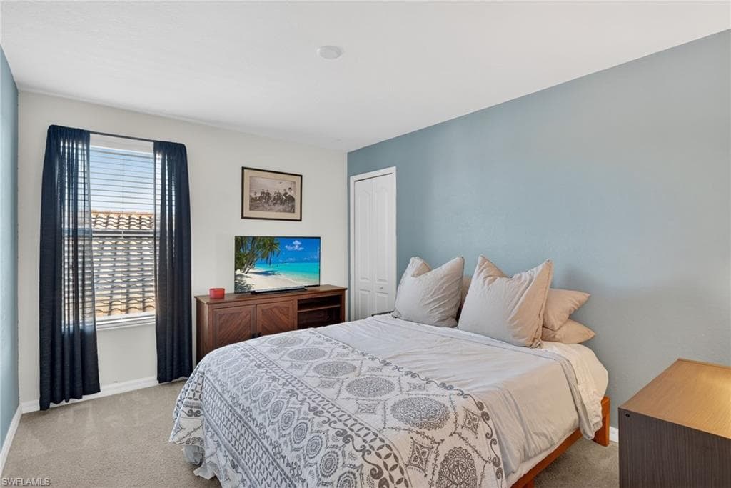 2nd Bedroom Upstairs
