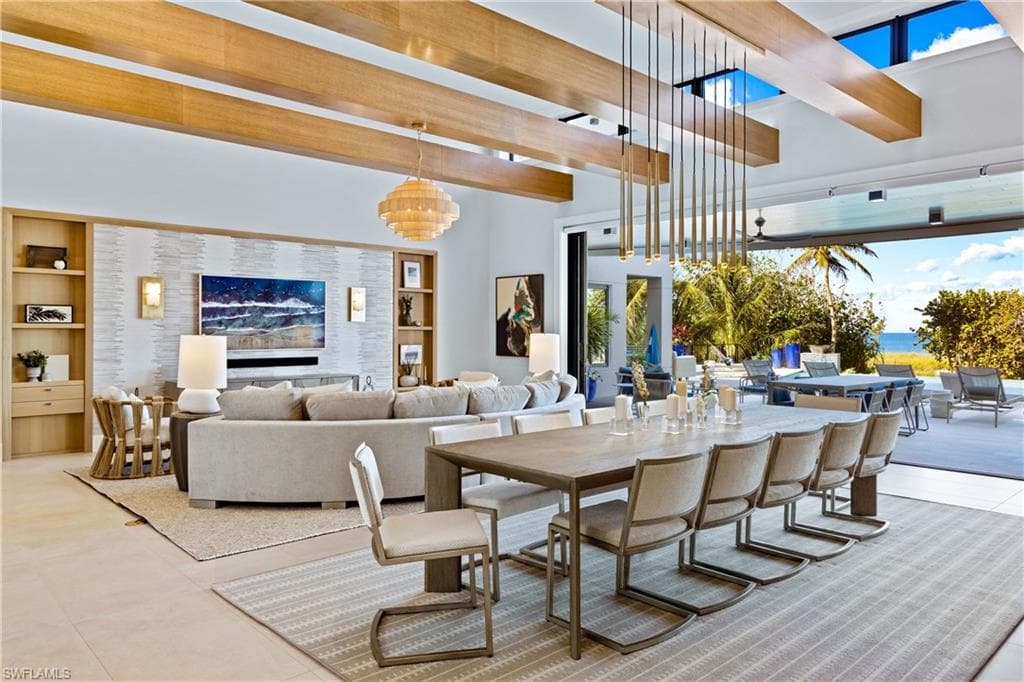 A large dining area surrounded by beauty with breathtaking views of the Gulf waters