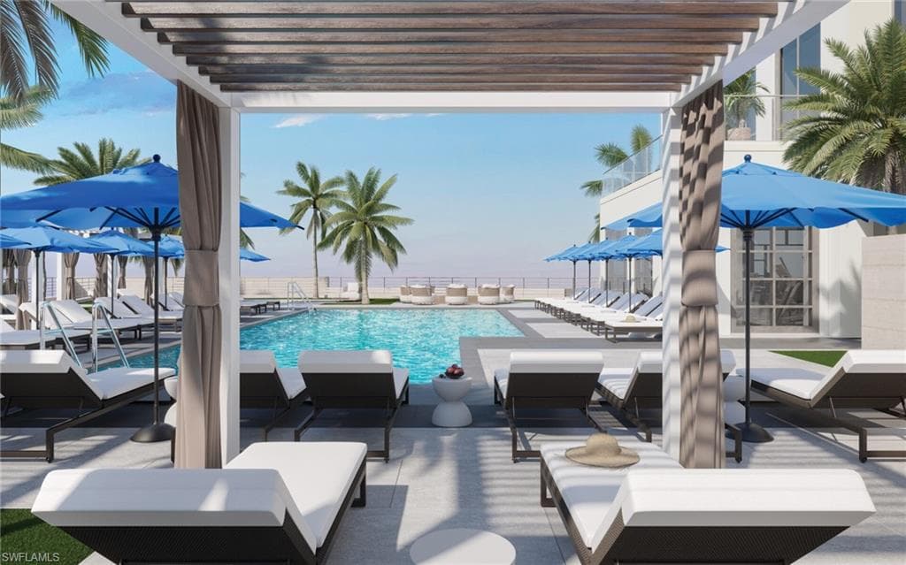 Epique Residence Pool
