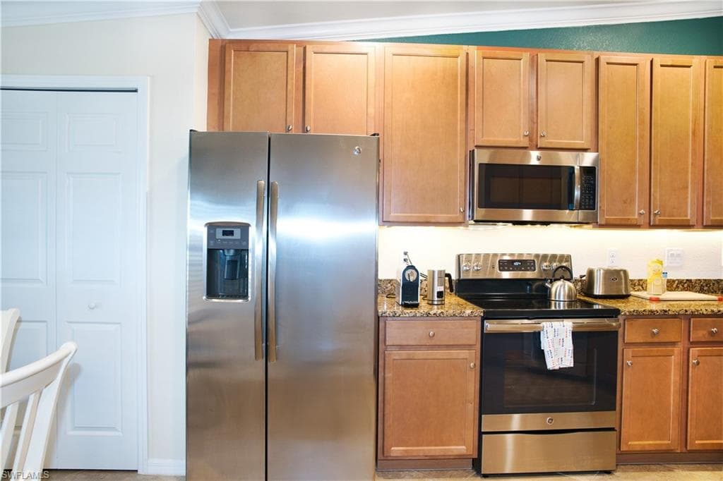 13730 Julias WAY 726 photo 21 of 46