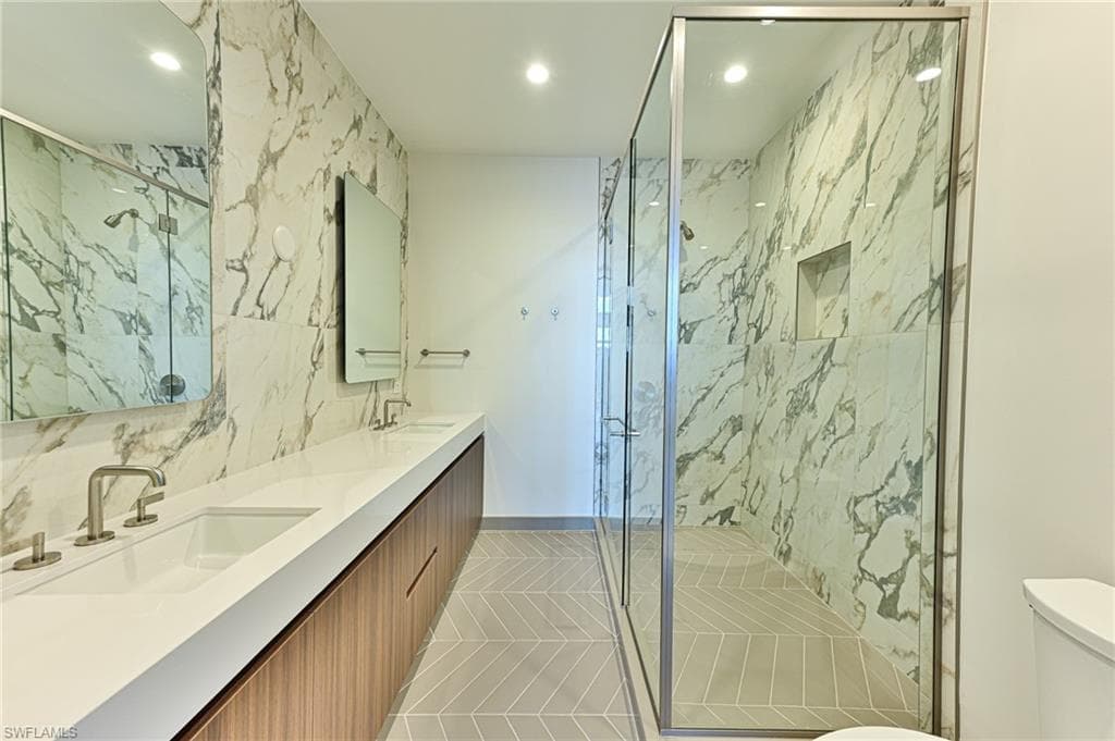 5100 SEAGRASS BLVD #105 BLVD photo 20 of 50