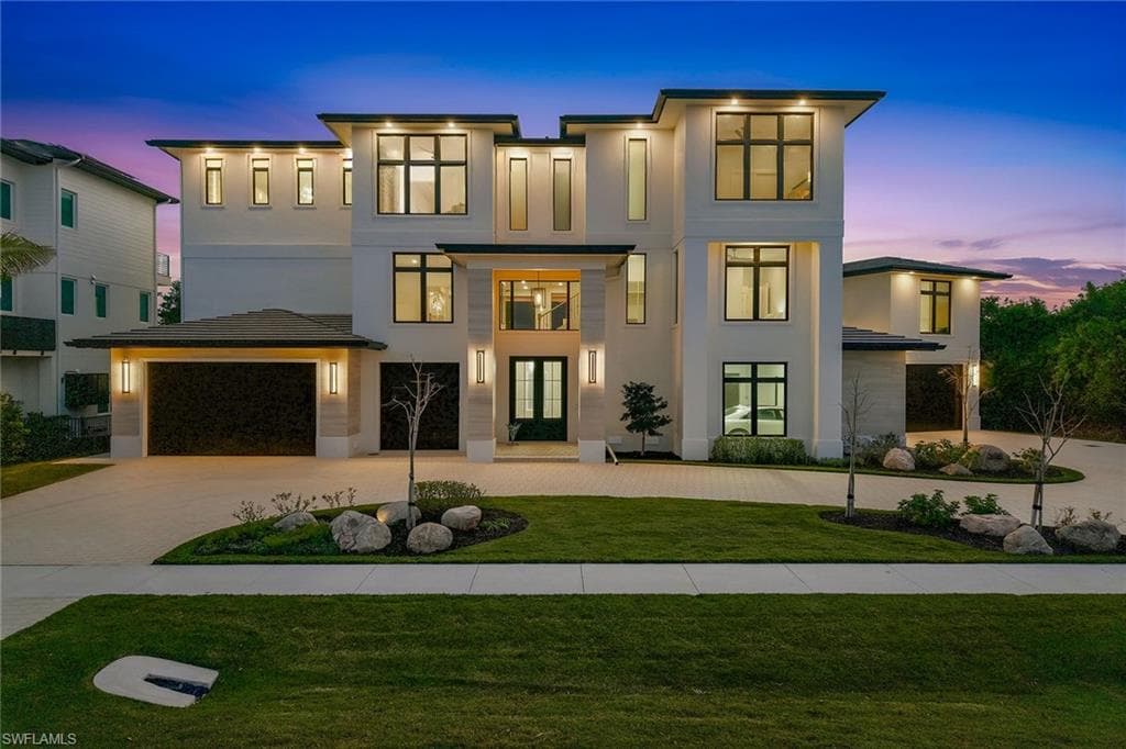 598 Spinnaker DR photo 1 of 50