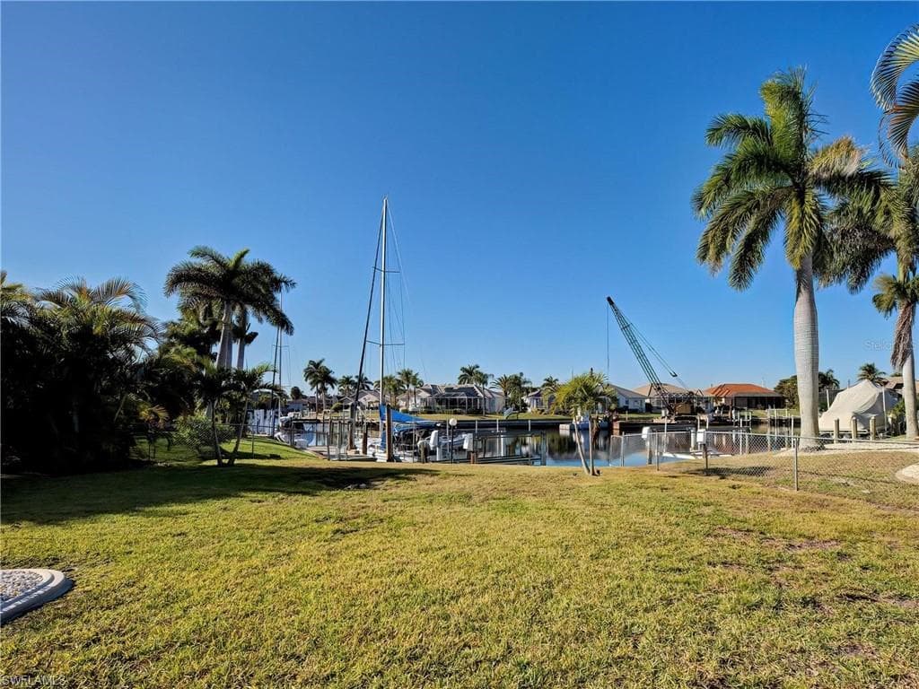 2301 Via Veneto DR photo 3 of 50