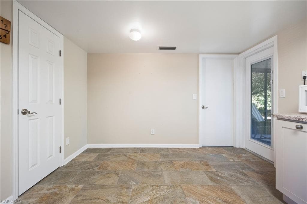 15637 Omai CT photo 17 of 38