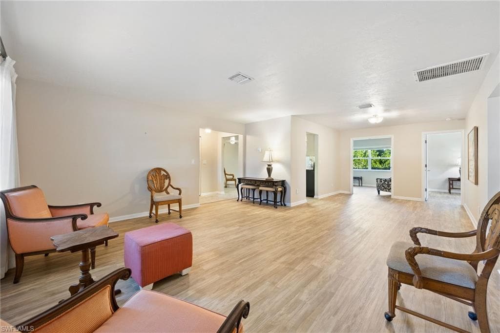15637 Omai CT photo 7 of 38
