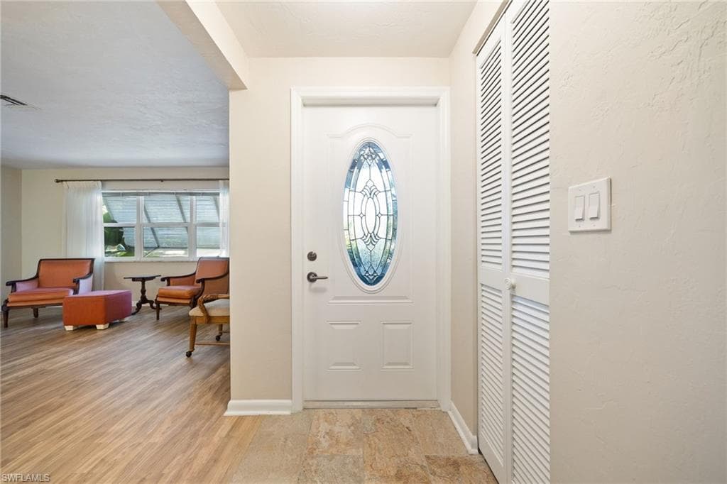 15637 Omai CT photo 3 of 38