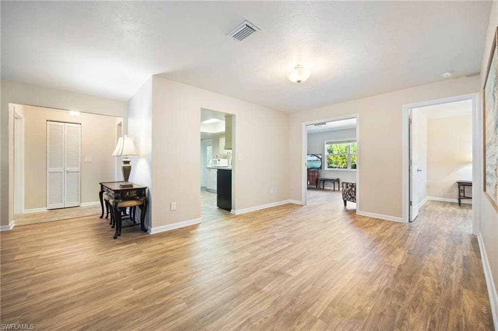 15637 Omai CT photo 10 of 38