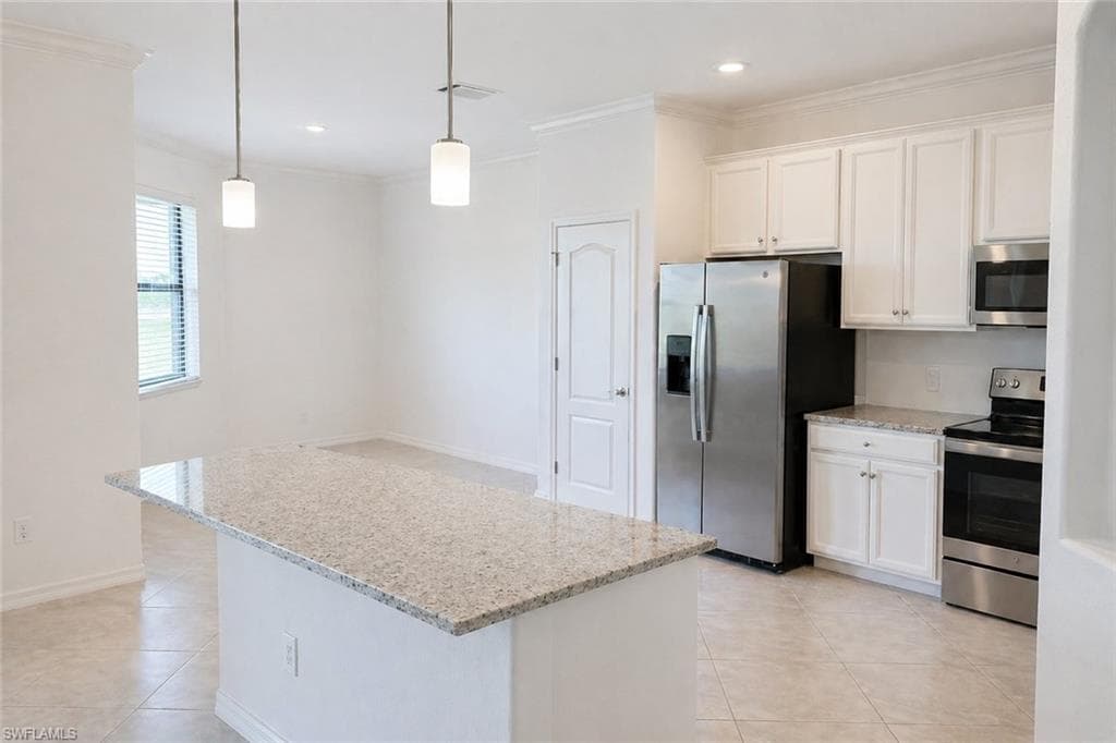 14745 Cantabria DR photo 4 of 28