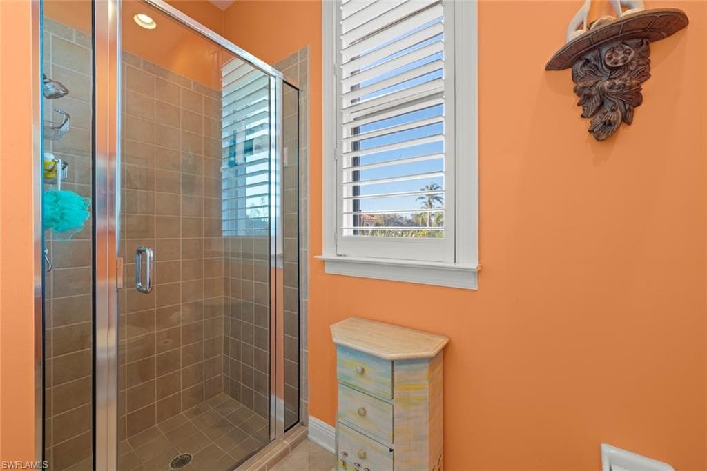 15431 Greenock LN photo 8 of 50