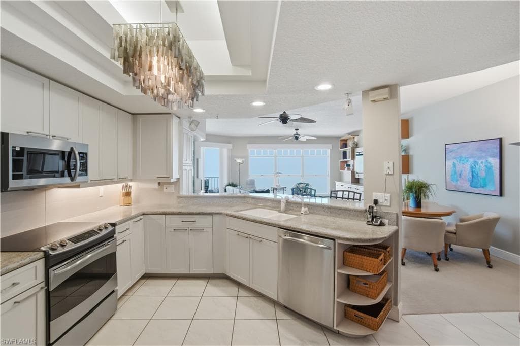 267 Barefoot Beach BLVD 305 photo 10 of 41