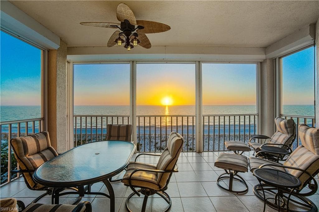 267 Barefoot Beach BLVD 305 photo 19 of 41