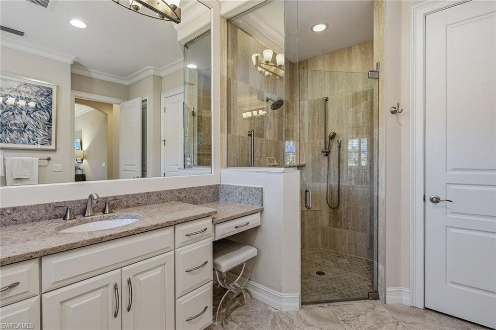 9327 Chiasso CT photo 17 of 50
