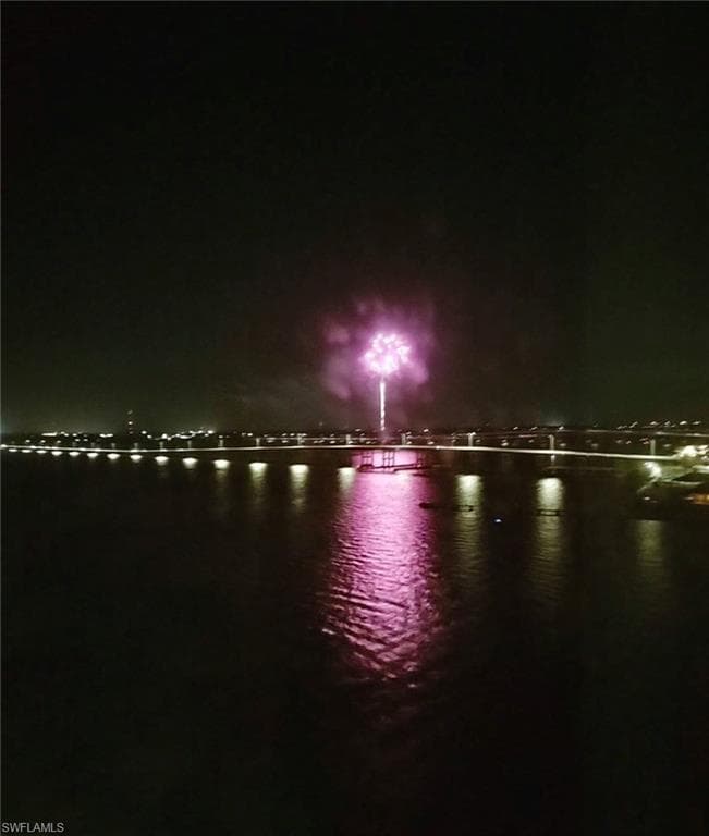 Incredible "Front Row" Firework Views from the comfort of your balcony!