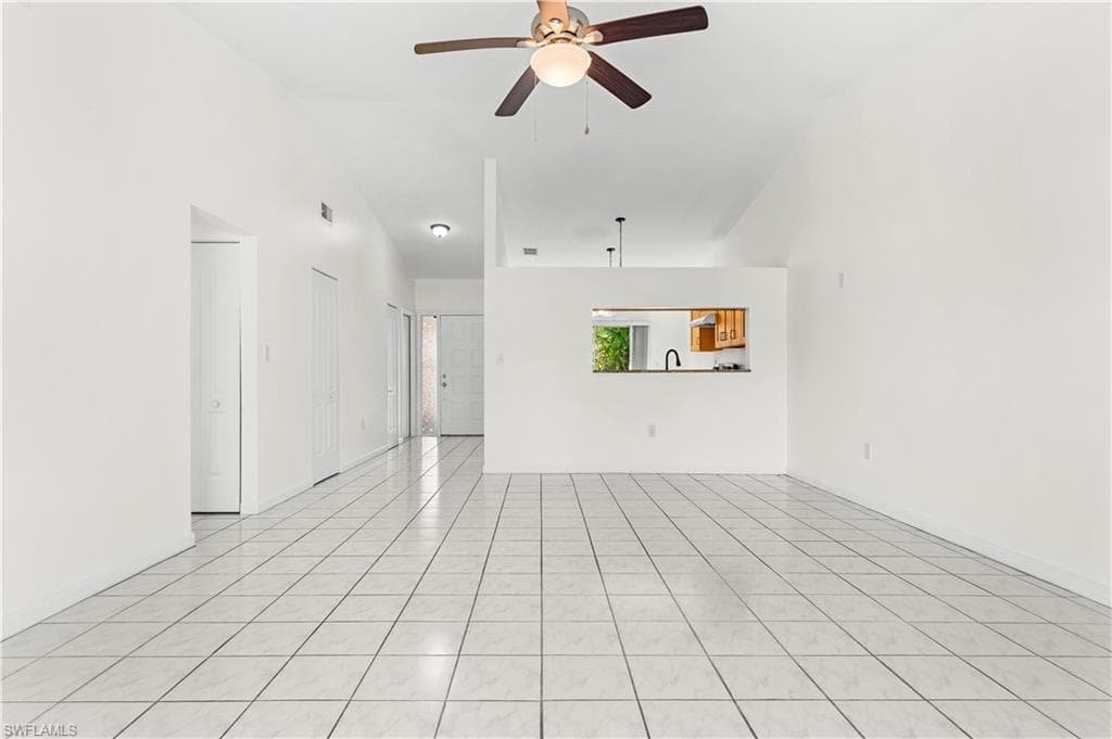 6479 Royal Woods DR photo 10 of 21